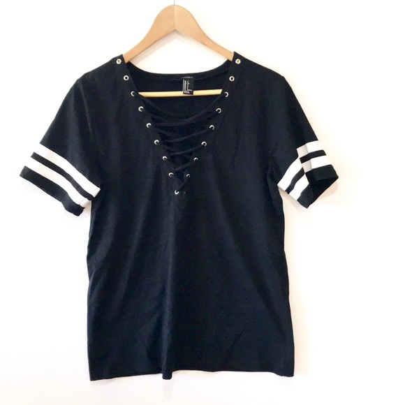 F21 black baseball tie tee - Picture 2 of 8